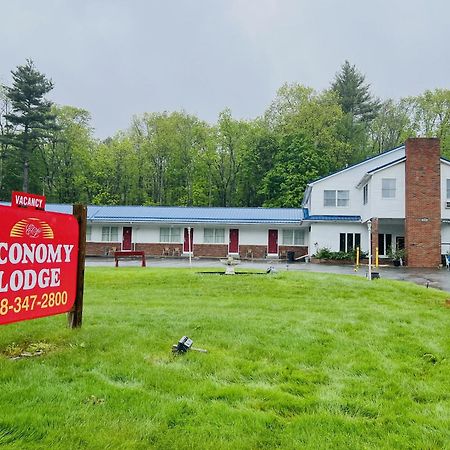 Economy Lodge 682 Main St Sturbridge Kültér fotó