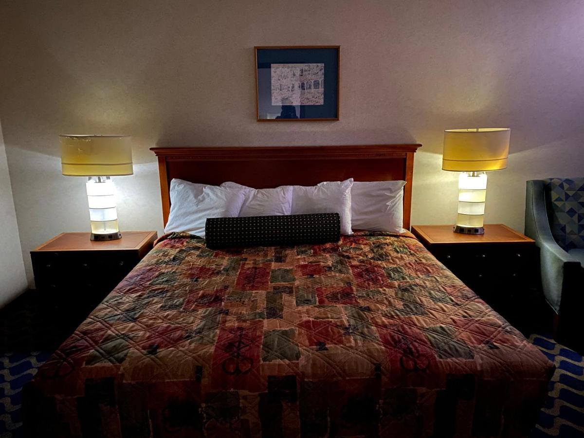 Economy Lodge 682 Main St Sturbridge Kültér fotó