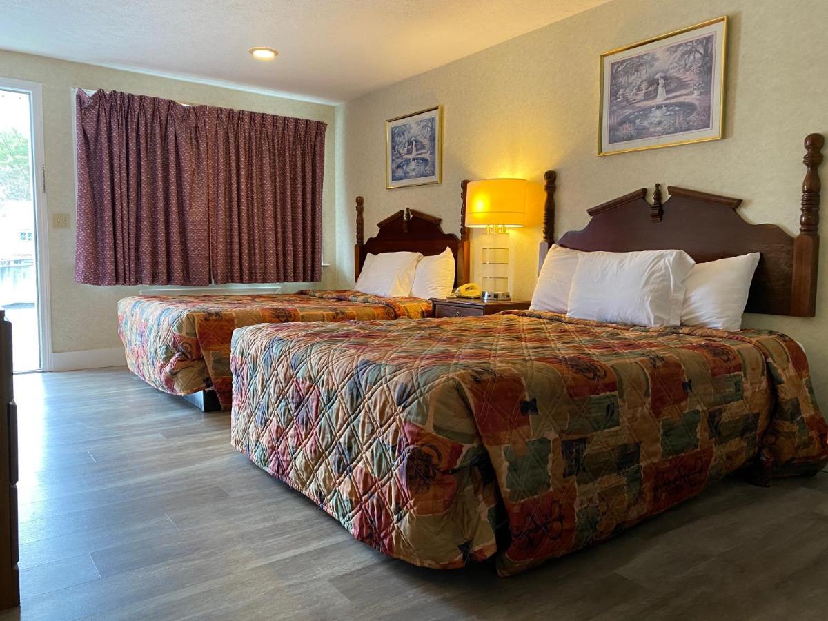 Economy Lodge 682 Main St Sturbridge Kültér fotó