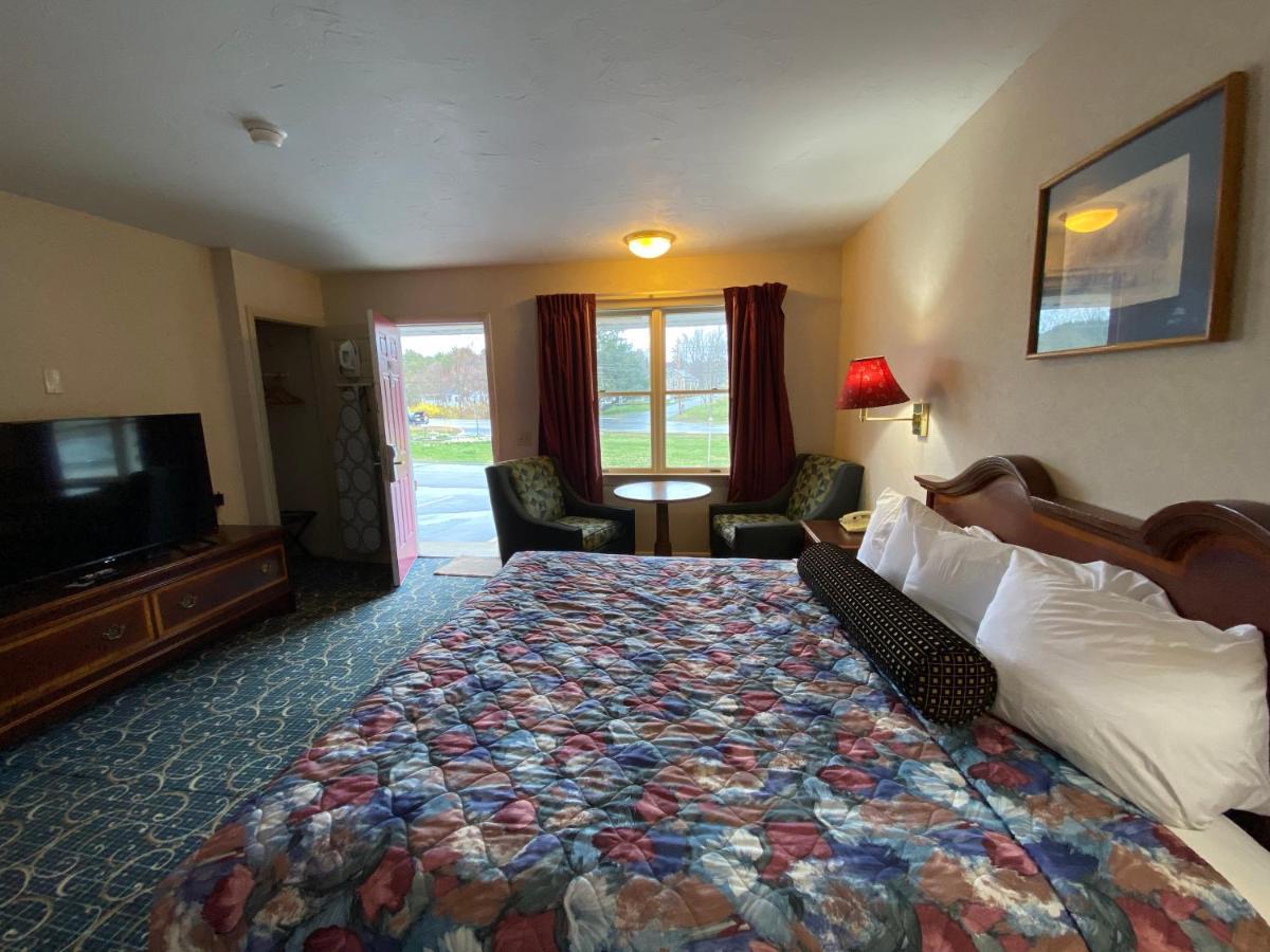 Economy Lodge 682 Main St Sturbridge Kültér fotó