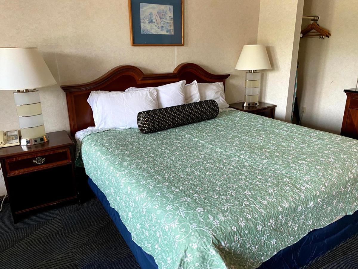 Economy Lodge 682 Main St Sturbridge Kültér fotó