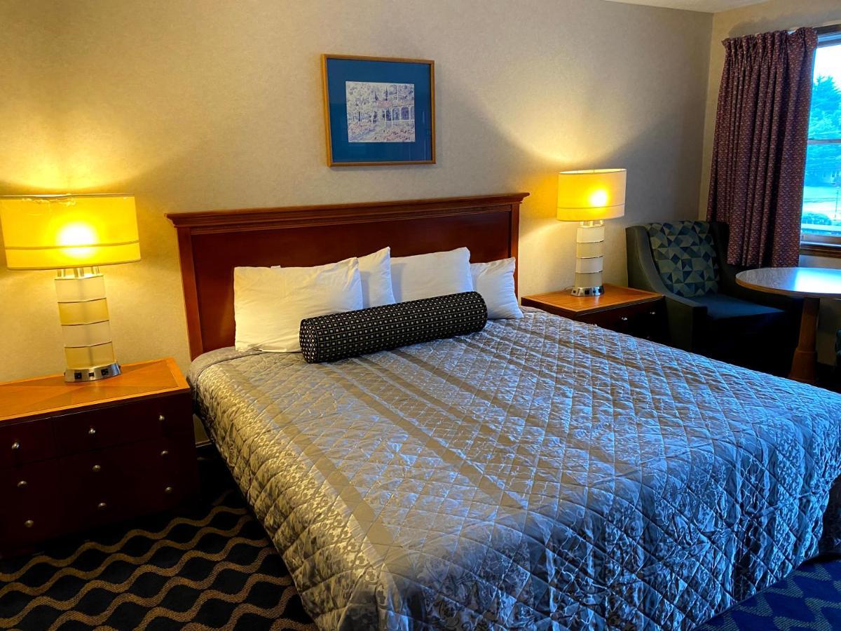 Economy Lodge 682 Main St Sturbridge Kültér fotó