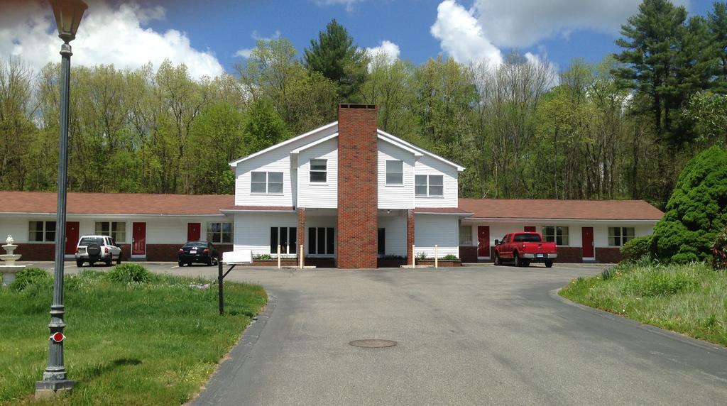 Economy Lodge 682 Main St Sturbridge Kültér fotó