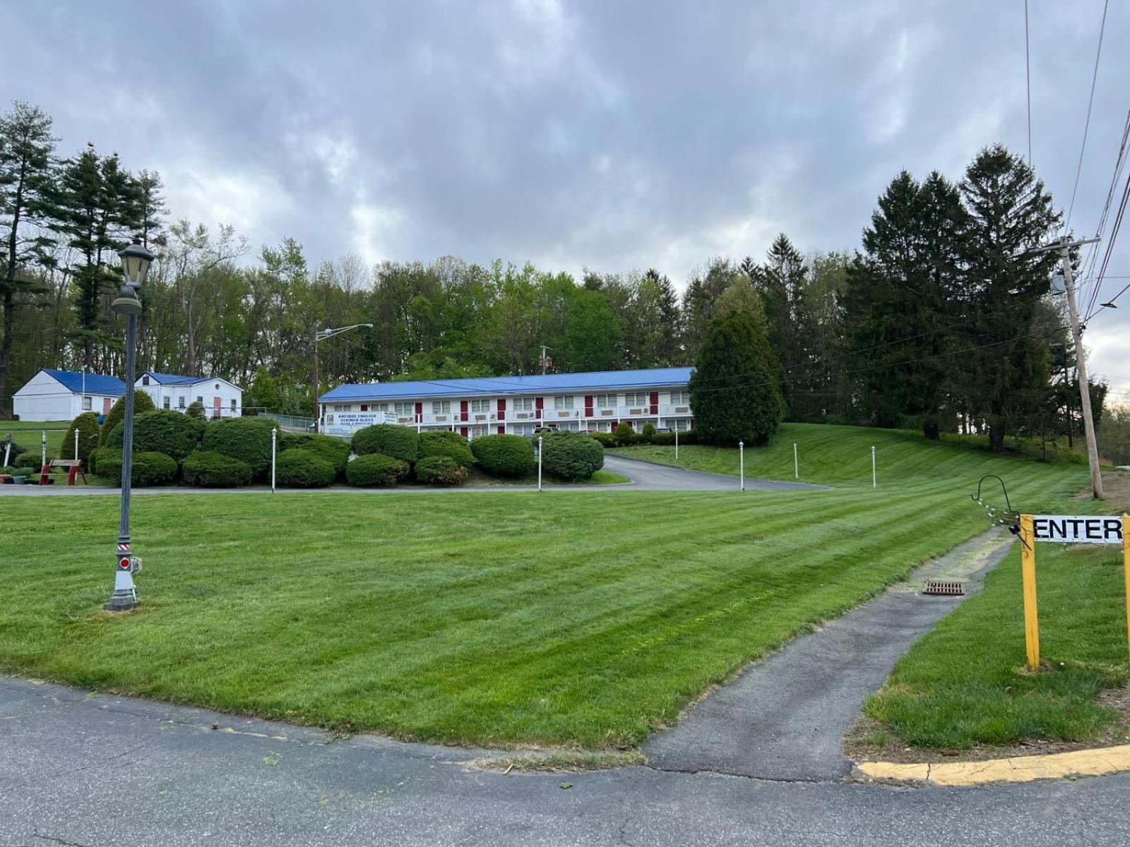 Economy Lodge 682 Main St Sturbridge Kültér fotó