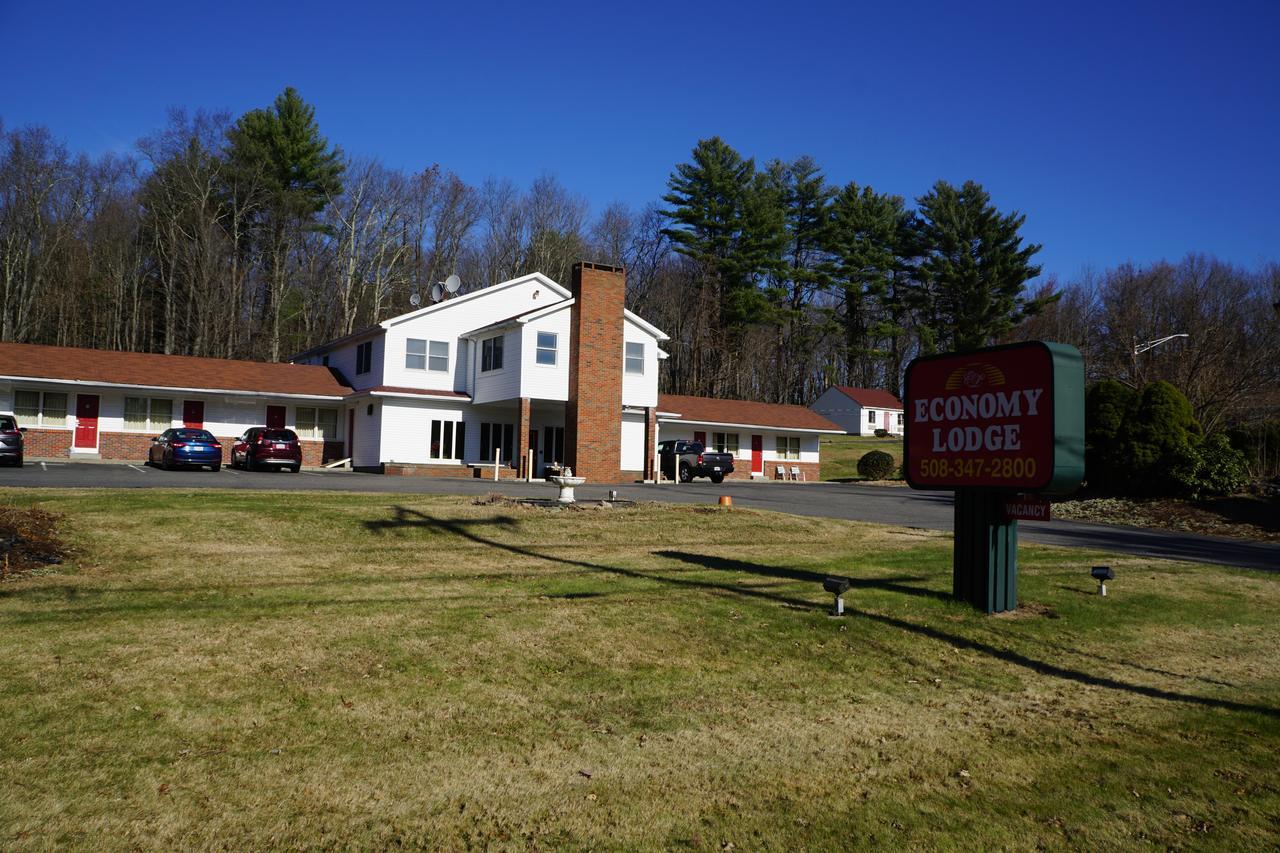 Economy Lodge 682 Main St Sturbridge Kültér fotó