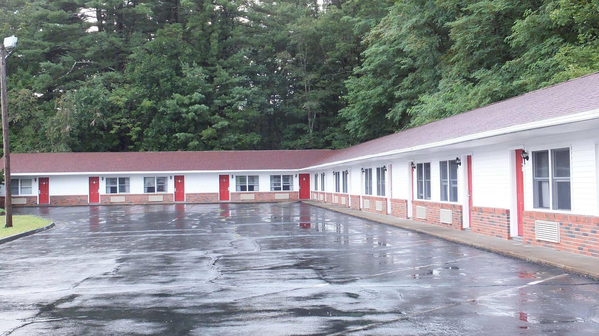 Economy Lodge 682 Main St Sturbridge Kültér fotó